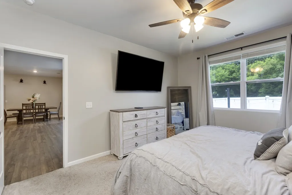 5051 Hunters Village Drive Lebanon TN 37087