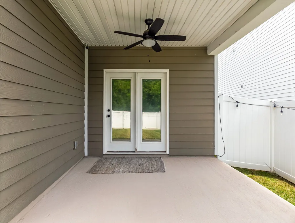 5051 Hunters Village Drive Lebanon TN 37087