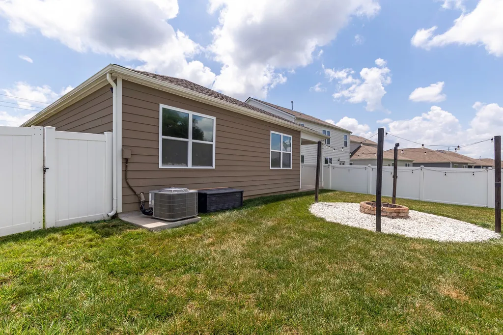 5051 Hunters Village Drive Lebanon TN 37087