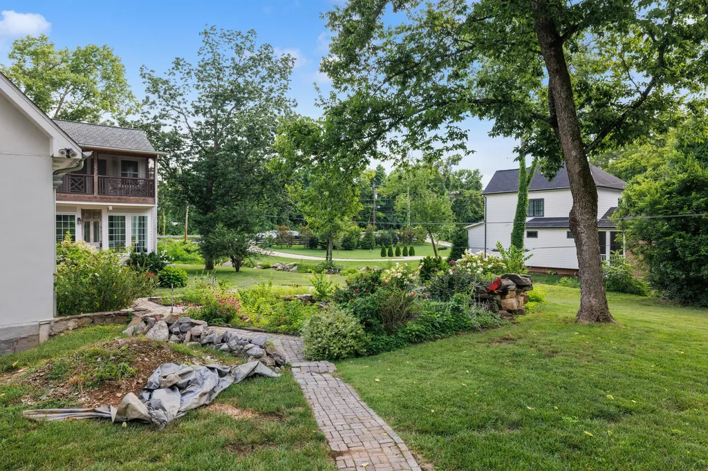 852 Battery Lane Nashville TN 37220
