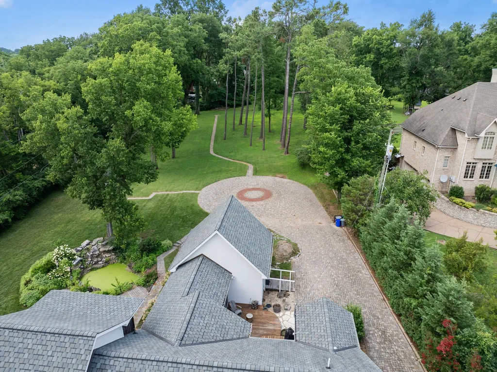 852 Battery Lane Nashville TN 37220