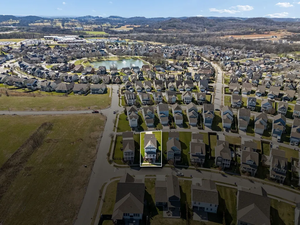 3477 Milford Drive Thompsons Station TN 37179