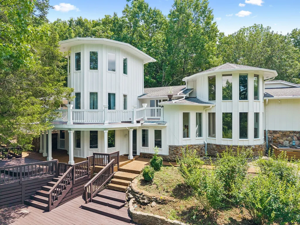 1619 Otter Creek Road Nashville TN 37215