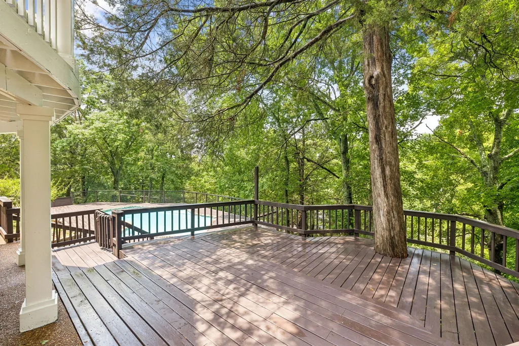 1619 Otter Creek Road Nashville TN 37215
