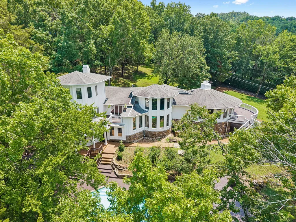 1619 Otter Creek Road Nashville TN 37215