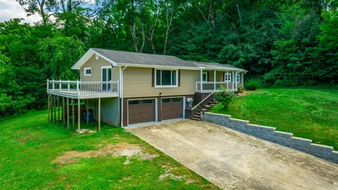 6582 Fairview Road Hixson TN 37343