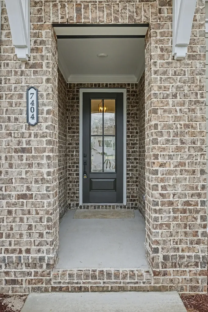 7404 Legends Way Murfreesboro TN 37129