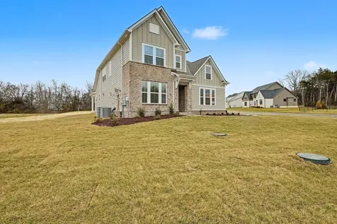7404 Legends Way Murfreesboro TN 37129