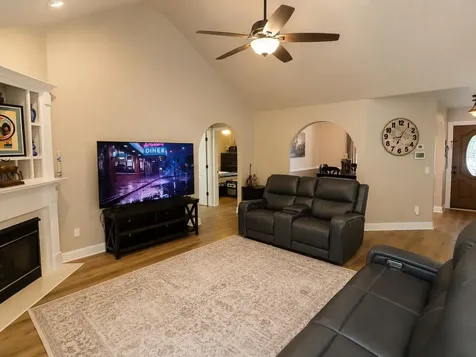 6330 Chandler Hill Ooltewah TN 37363