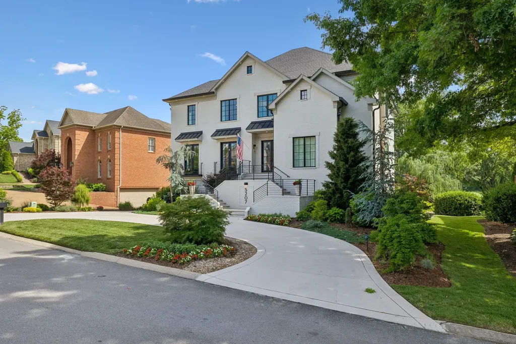 5207 Country Club Drive Brentwood TN 37027