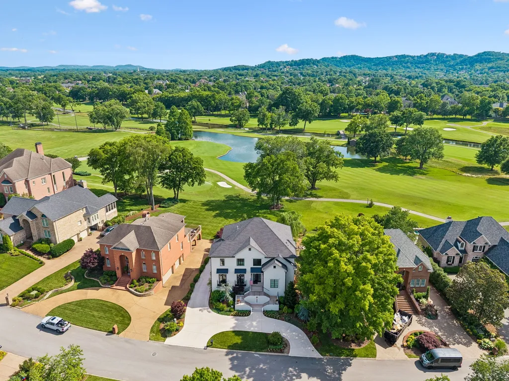 5207 Country Club Drive Brentwood TN 37027
