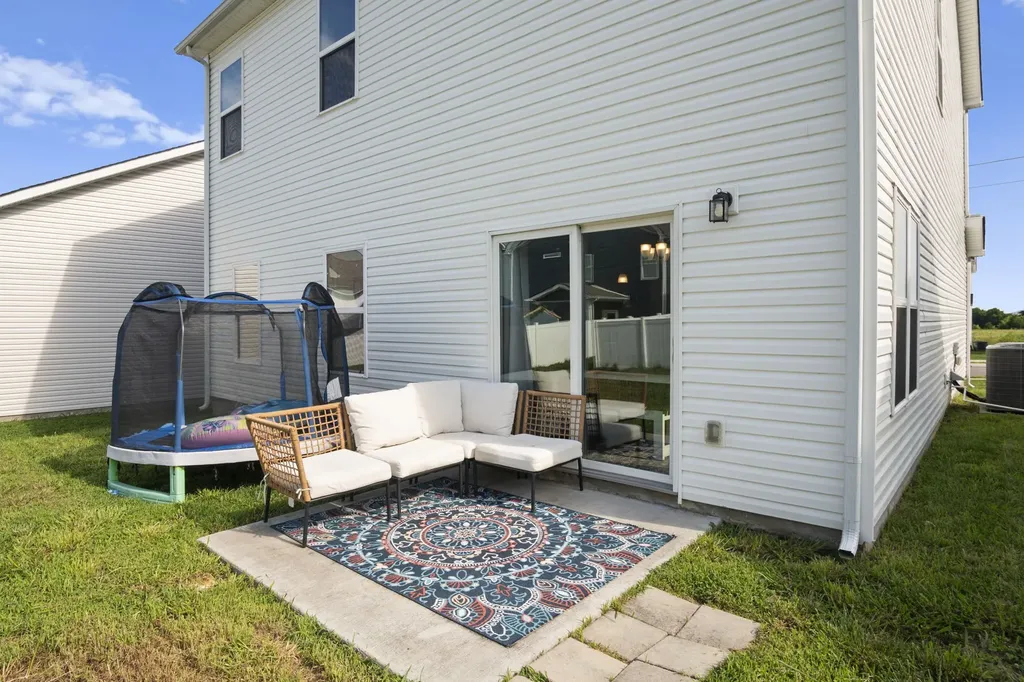 206 Triple Crown Court Shelbyville TN 37160