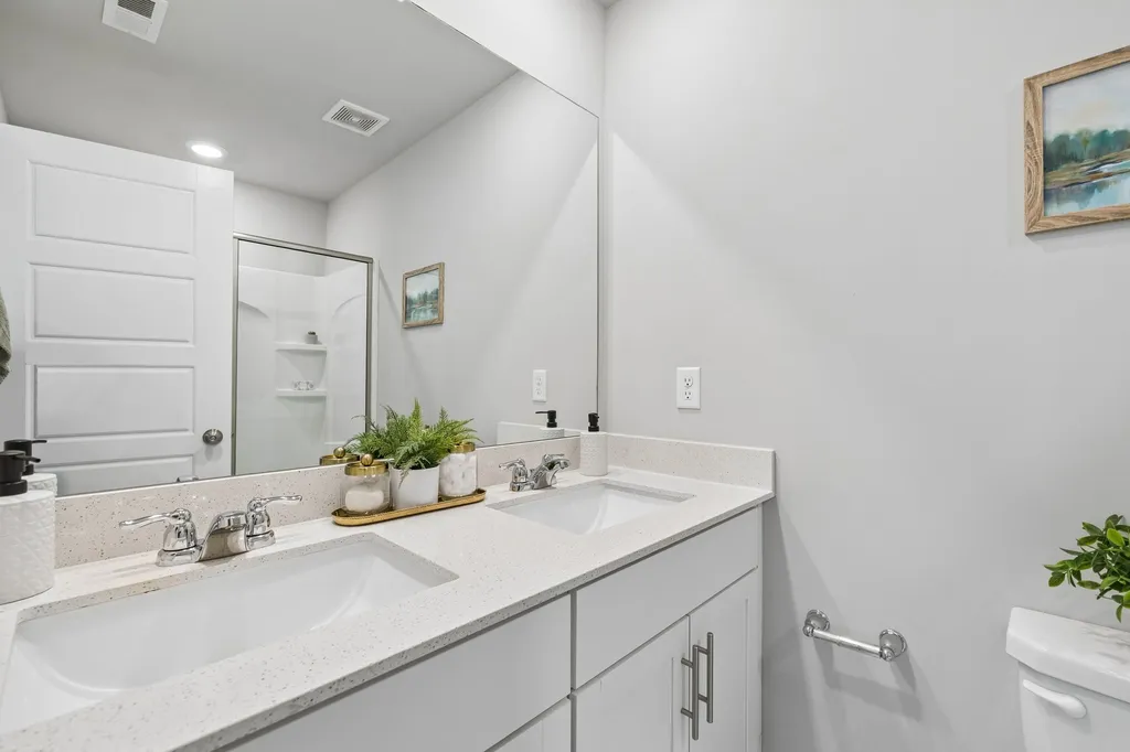 1764 Frodo Way Murfreesboro TN 37128