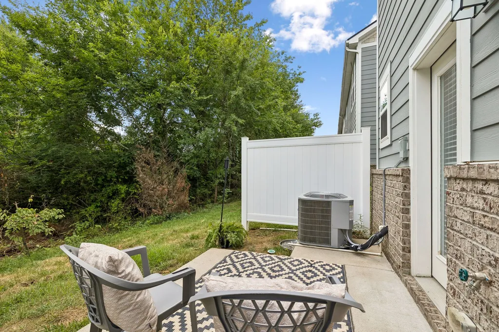 1764 Frodo Way Murfreesboro TN 37128