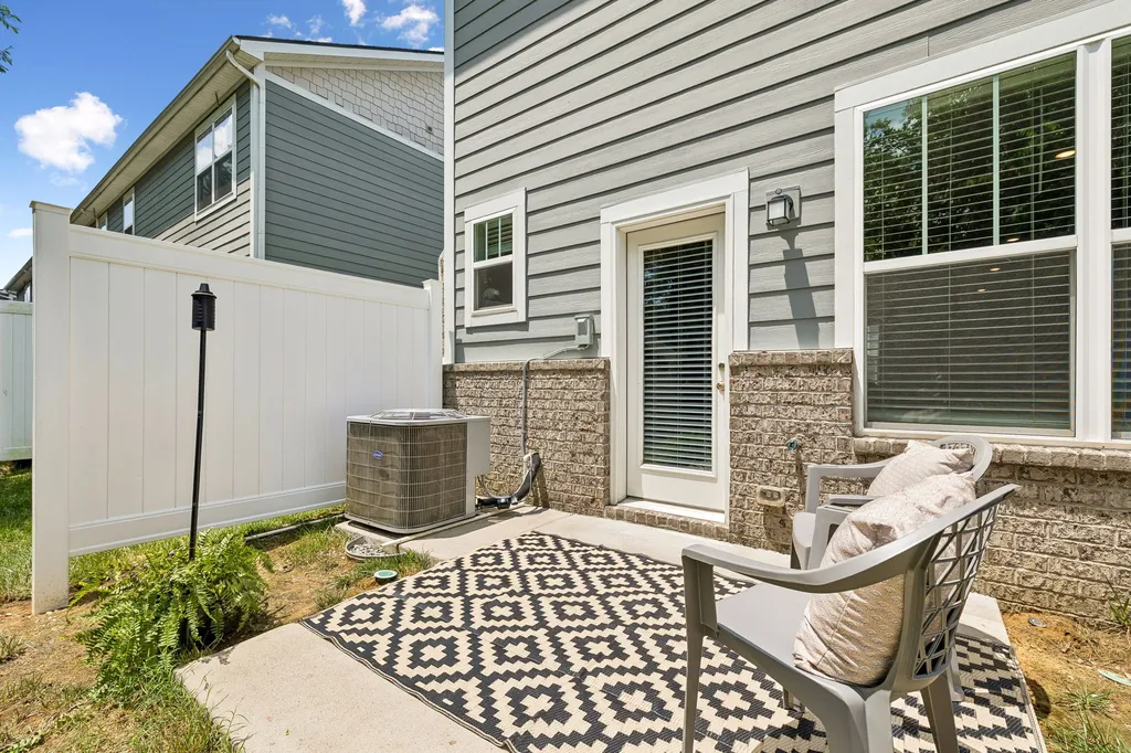 1764 Frodo Way Murfreesboro TN 37128