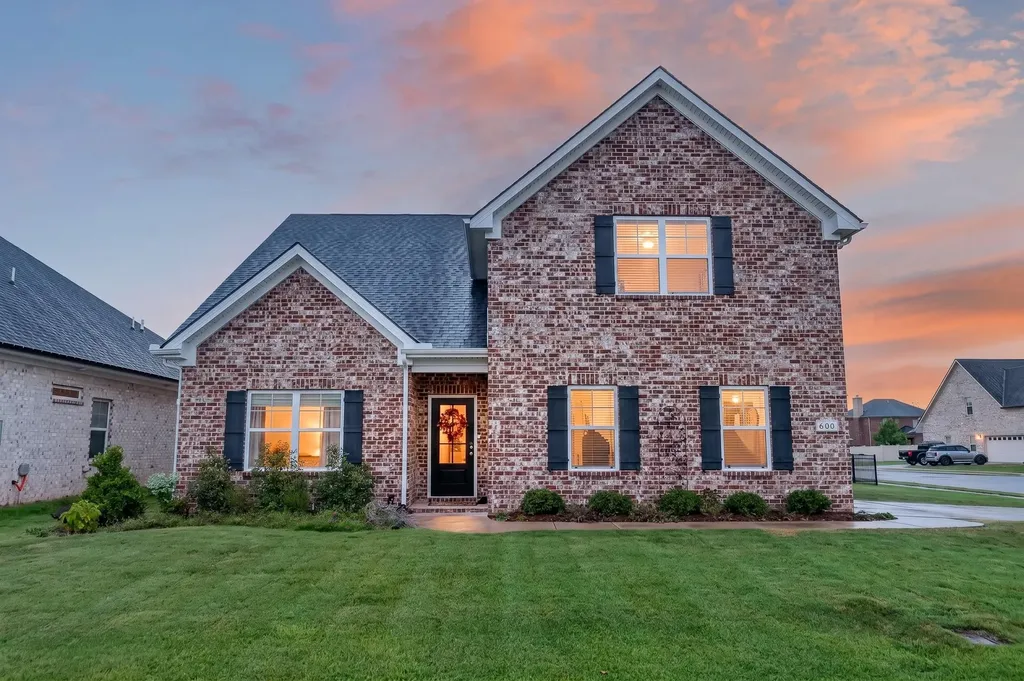 600 Hawkeye Court Eagleville TN 37060