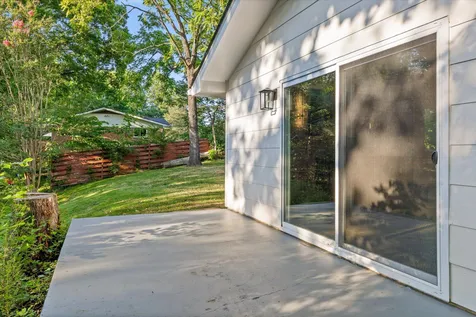 25 Holiday Lane Chattanooga TN 37415
