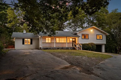 25 Holiday Lane Chattanooga TN 37415