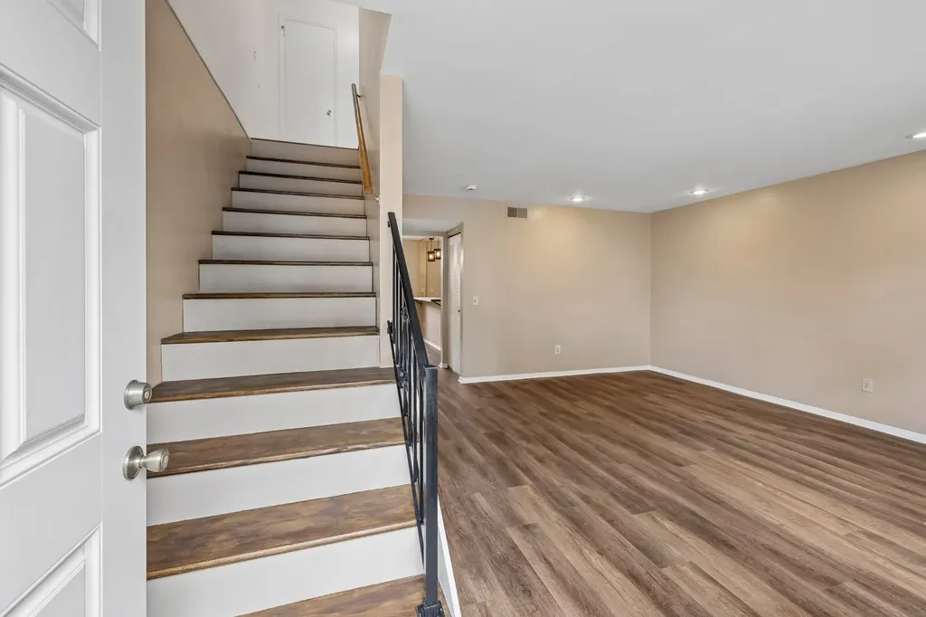 955 Coarsey Drive Nashville TN 37217
