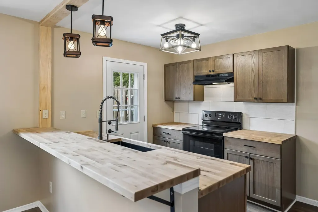 955 Coarsey Drive Nashville TN 37217
