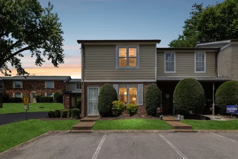 955 Coarsey Drive Nashville TN 37217