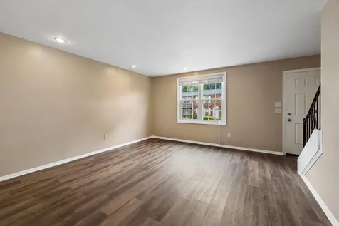 955 Coarsey Drive Nashville TN 37217