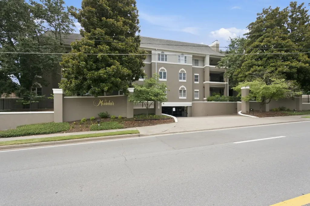 3818 West End Avenue Nashville TN 37205