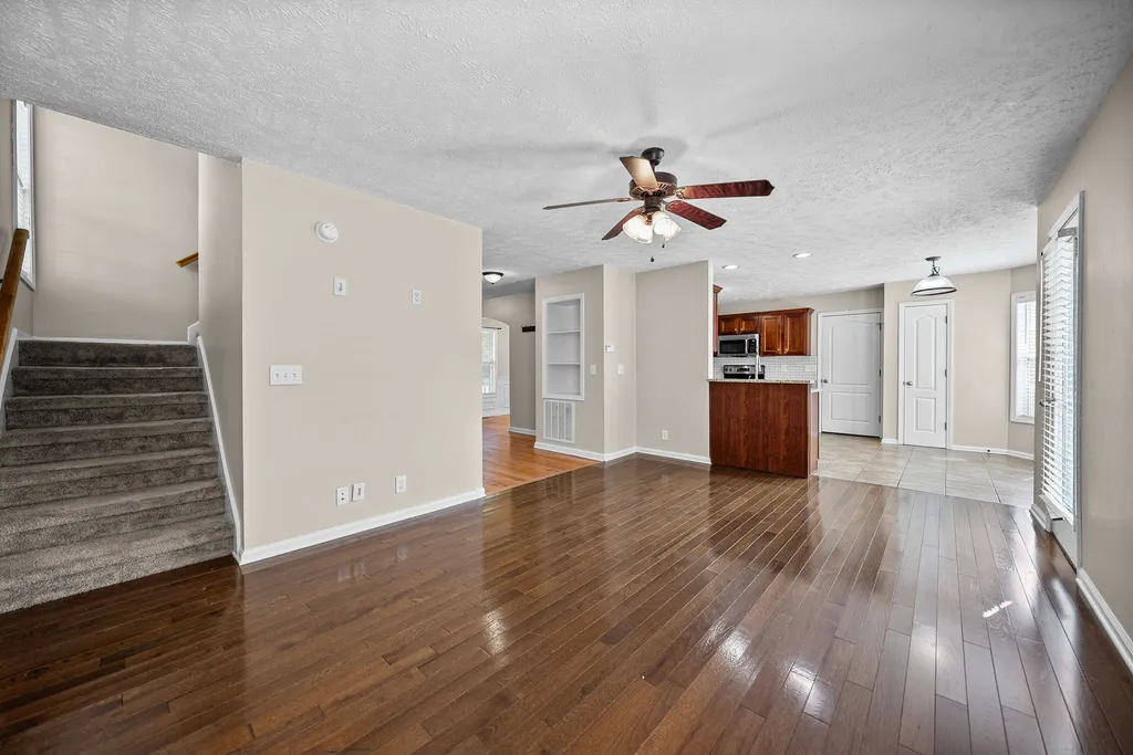 850 Nandina Court Clarksville TN 37043