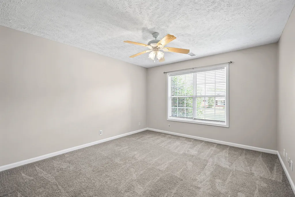 850 Nandina Court Clarksville TN 37043