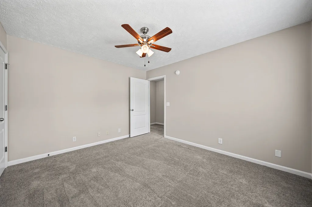 850 Nandina Court Clarksville TN 37043