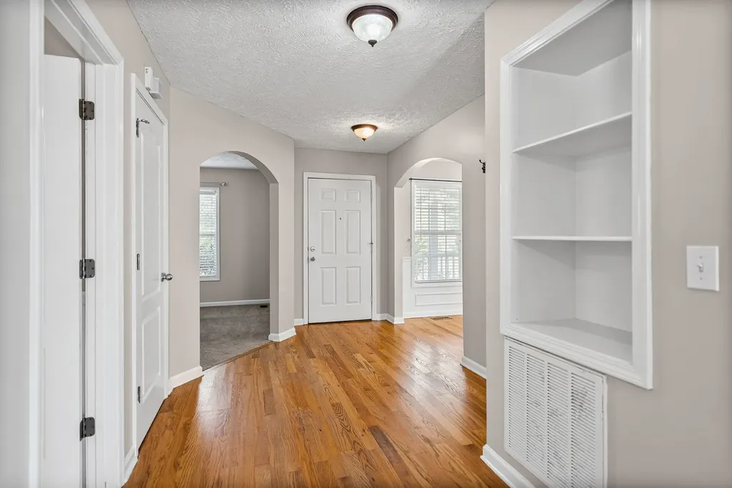 850 Nandina Court Clarksville TN 37043