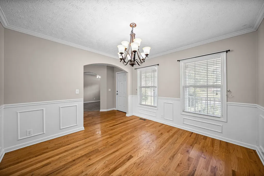 850 Nandina Court Clarksville TN 37043