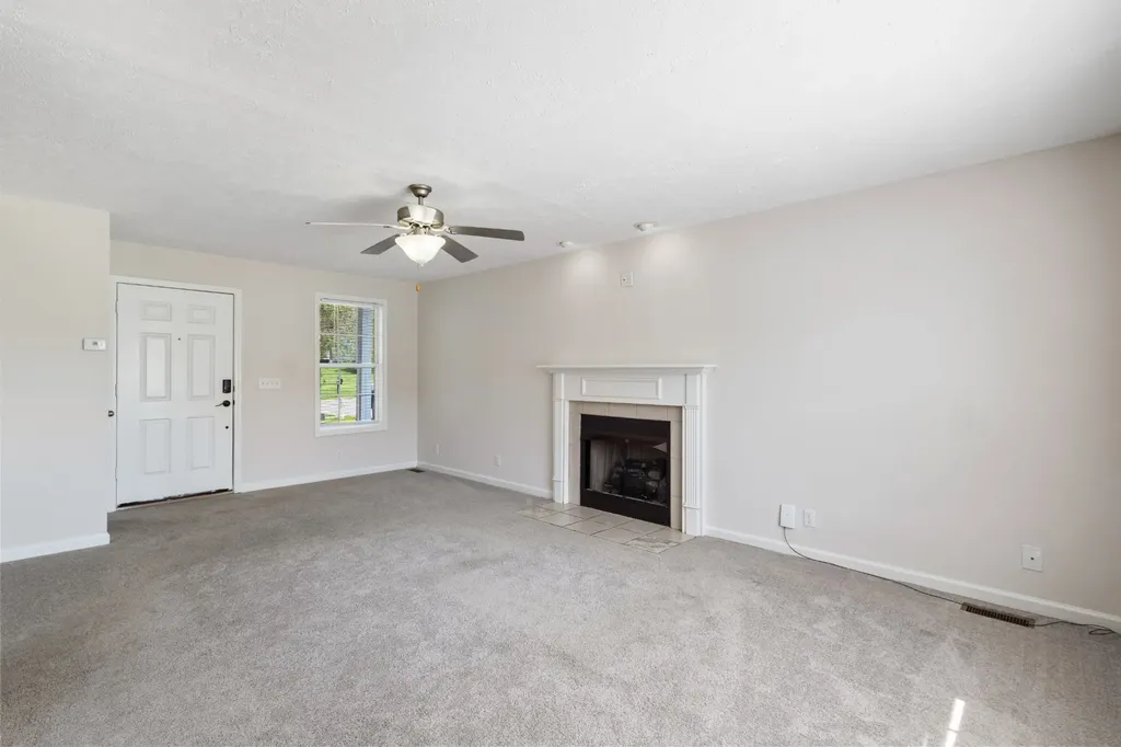 2785 Ridgepole Drive Clarksville TN 37040