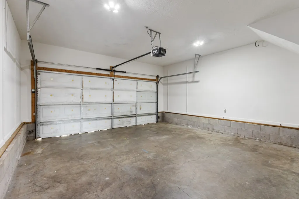 2785 Ridgepole Drive Clarksville TN 37040