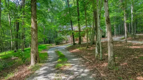 1637 Clifftops Avenue Monteagle TN 37356