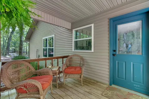 1637 Clifftops Avenue Monteagle TN 37356