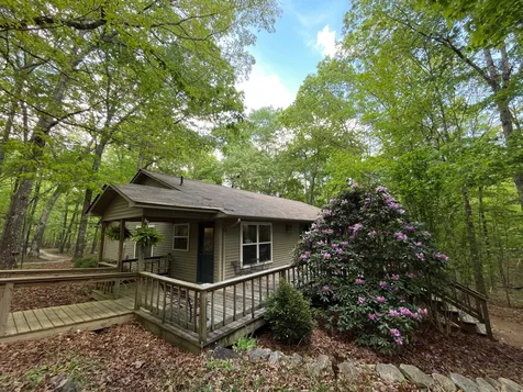 1637 Clifftops Avenue Monteagle TN 37356