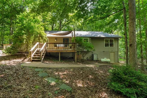 1637 Clifftops Avenue Monteagle TN 37356
