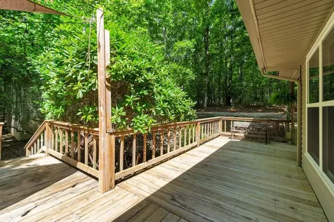 1637 Clifftops Avenue Monteagle TN 37356