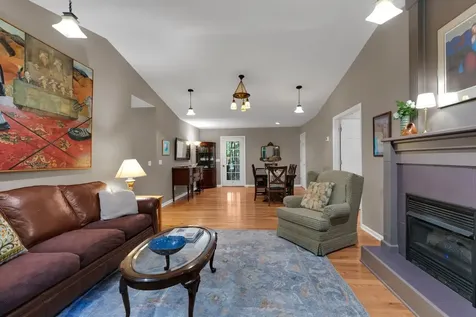 1637 Clifftops Avenue Monteagle TN 37356