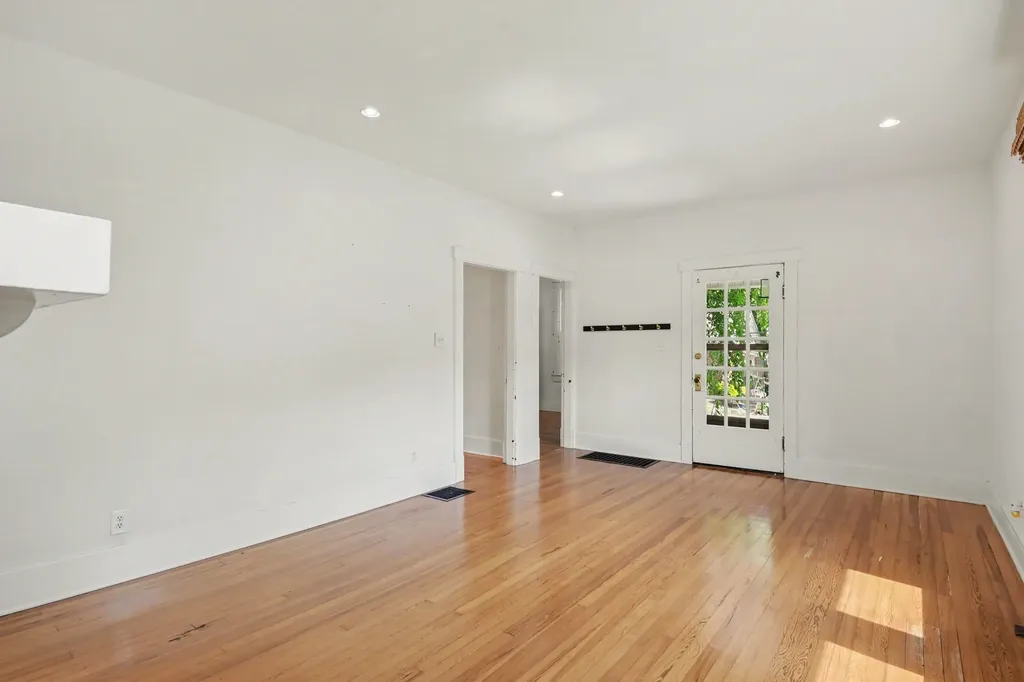301 Garner Street Springfield TN 37172