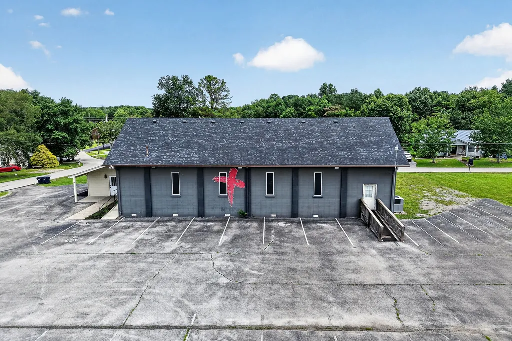 614 Murphy Street Smithville TN 37166