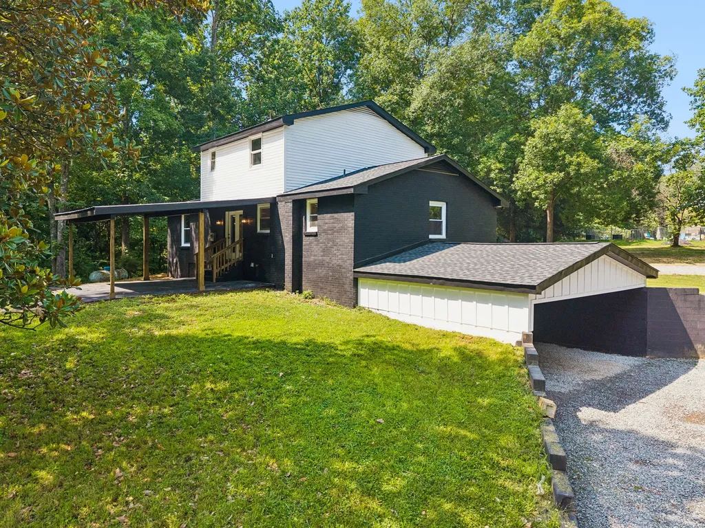 824 Borum Road Ashland City TN 37015