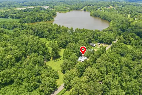 8120 Mount Carmel Road Decaturville TN 38329