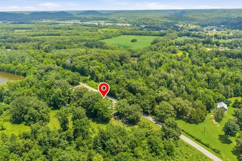 8120 Mount Carmel Road Decaturville TN 38329