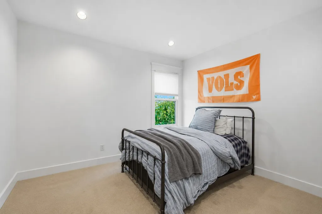 704 Estes Road Nashville TN 37215