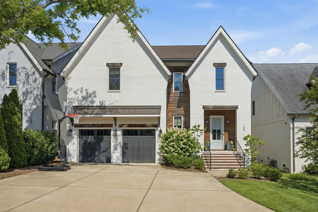704 Estes Road Nashville TN 37215