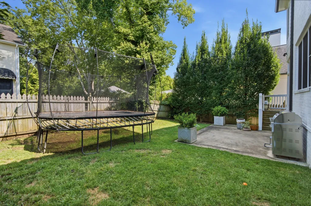 704 Estes Road Nashville TN 37215