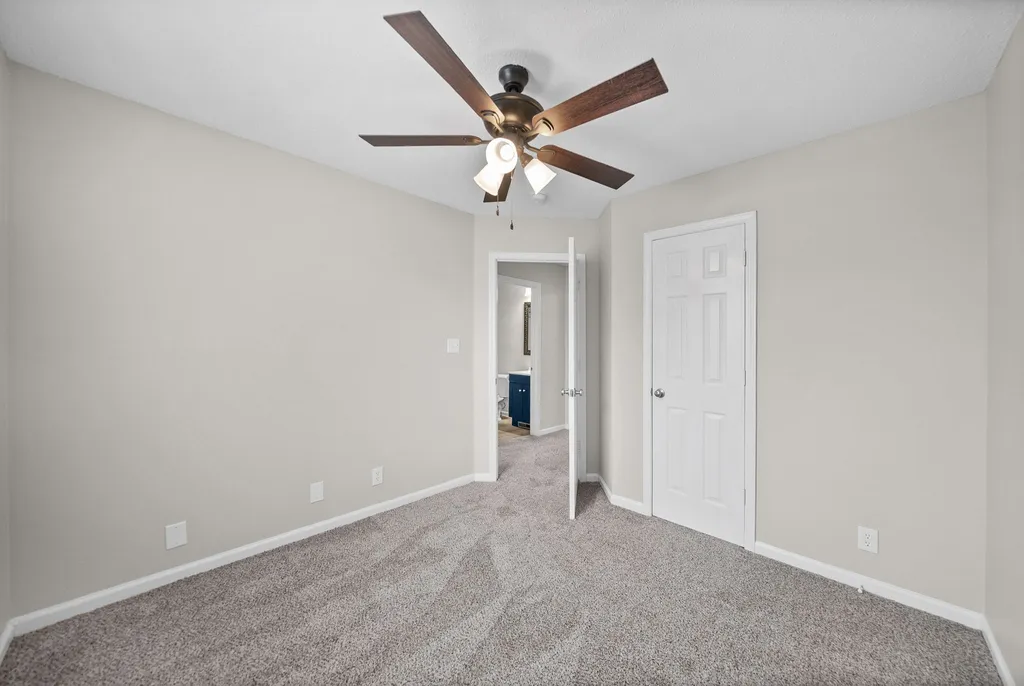 3827 Man O War Boulevard Clarksville TN 37042