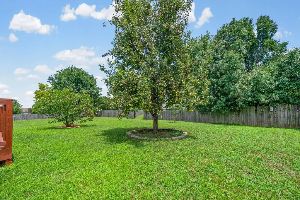 3827 Man O War Boulevard Clarksville TN 37042